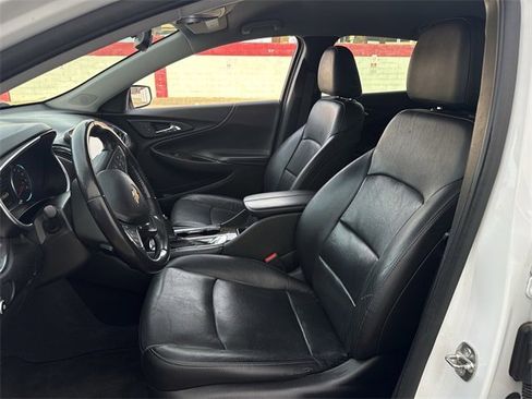 Used 2018 Chevrolet Malibu Premier image 27