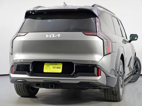 Used 2024 Kia EV9 GT-Line image 5