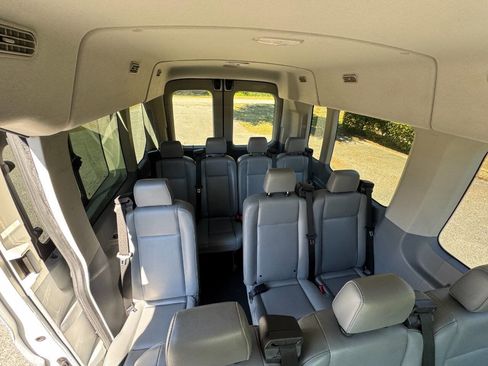Used 2019 Ford Transit 350 XL image 43
