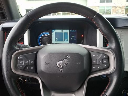 Used 2023 Ford Bronco Heritage Edition AWD/4WD image 27