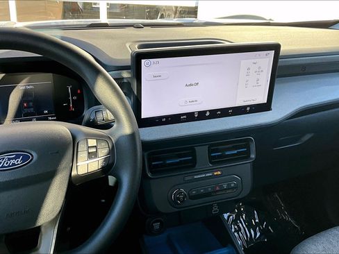 Used 2025 Ford Maverick XLT w/ Equipment Group 302A image 6