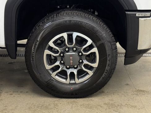 New 2025 GMC Sierra 3500 Pro w/ 1SA Pro Safety Plus Package image 4