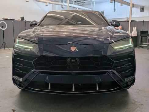 Used 2020 Lamborghini Urus AWD/4WD image 9