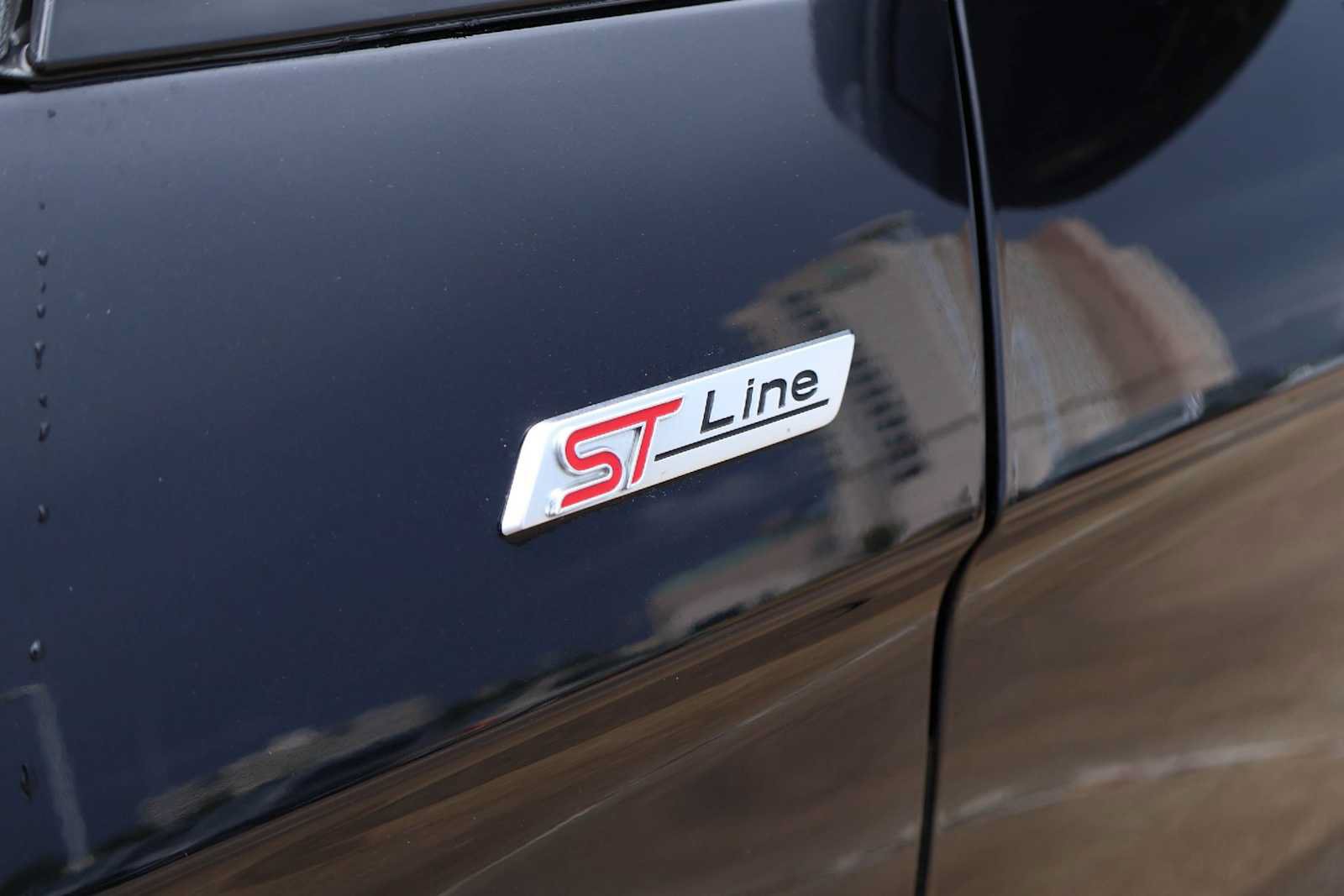 Used 2020 Ford Edge ST-Line FWD image 7
