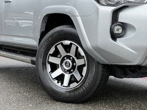 Used 2021 Toyota 4Runner TRD Off-Road AWD/4WD image 2