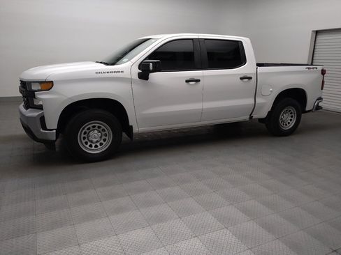 Used 2021 Chevrolet Silverado 1500 W/T w/ WT Value Package AWD/4WD image 2