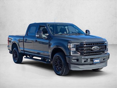 Used 2021 Ford F250 Lariat image 3