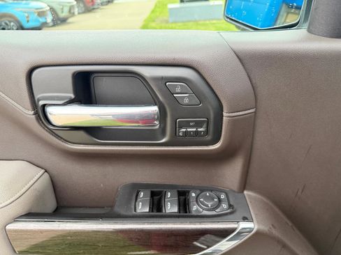 Used 2022 Chevrolet Silverado 1500 LTZ AWD/4WD image 18