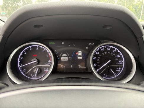 Used 2023 Toyota Camry XLE FWD image 14