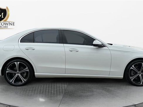 Used 2024 Mercedes-Benz C 300 Sedan image 6