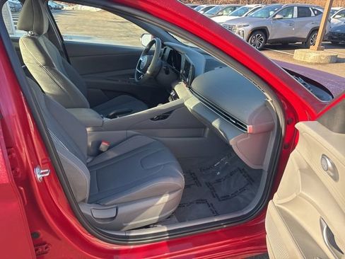 Certified 2023 Hyundai Elantra SEL w/ Cargo Package image 27