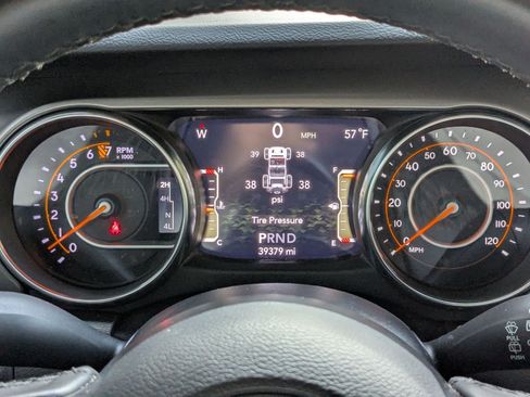 Used 2021 Jeep Wrangler Unlimited Sport w/ Sun And Sound Package image 15