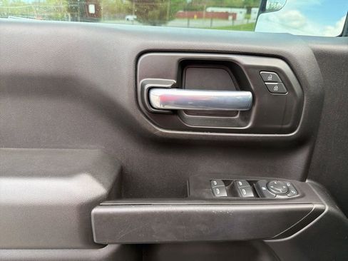 Used 2021 Chevrolet Silverado 1500 Custom image 10