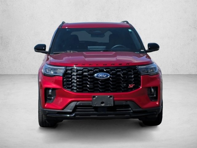 Used 2025 Ford Explorer ST AWD/4WD image 2
