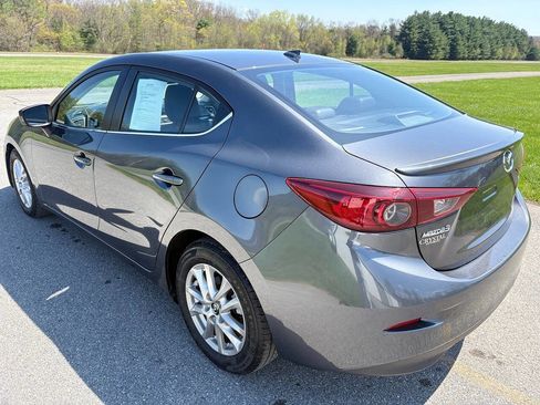 Used 2016 MAZDA MAZDA3 i Grand Touring FWD image 13