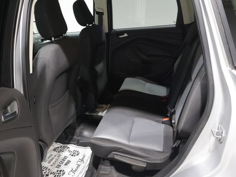 Used 2018 Ford Escape SE w/ SE Sync 3 Package AWD/4WD image 18