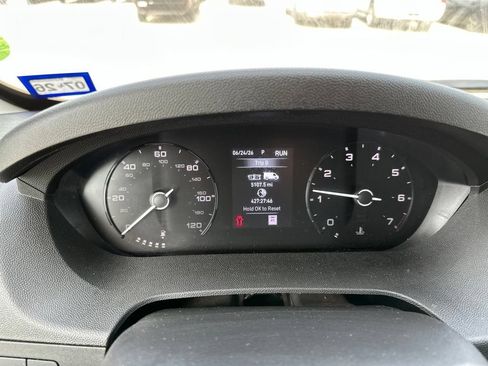Used 2026 RAM ProMaster 2500 w/ Convenience Group FWD image 4