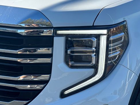 Used 2025 GMC Sierra 1500 SLT RWD image 50