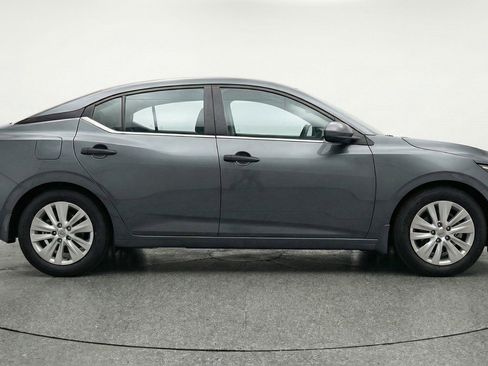 Used 2025 Nissan Sentra S image 11