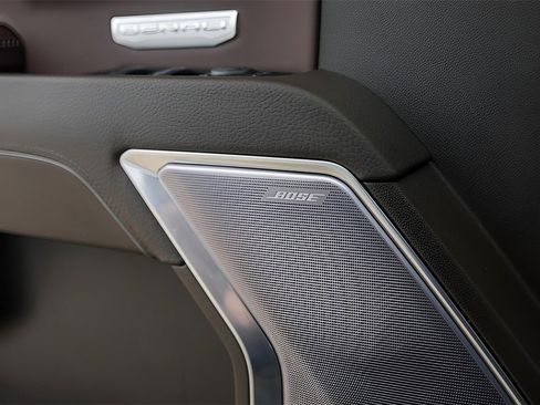 Used 2023 GMC Sierra 1500 Denali w/ Denali Reserve Package image 24