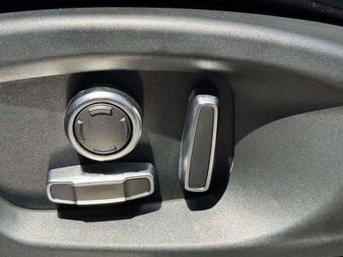 Used 2020 Jaguar F-PACE Premium AWD/4WD image 29