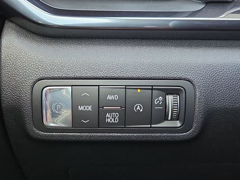 Certified 2026 GMC Terrain AT4 w/ Convenience Package III AWD/4WD image 19