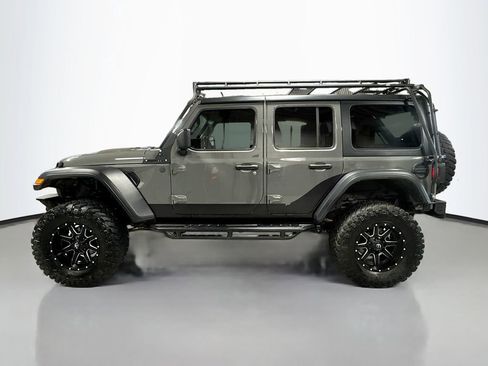 Used 2018 Jeep Wrangler Unlimited Rubicon image 10
