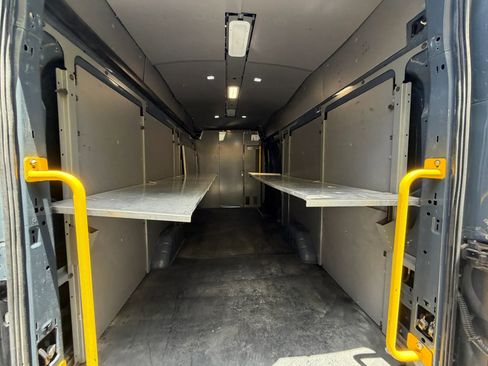 Used 2020 Ford Transit 250 148 High Roof Extended RWD image 5
