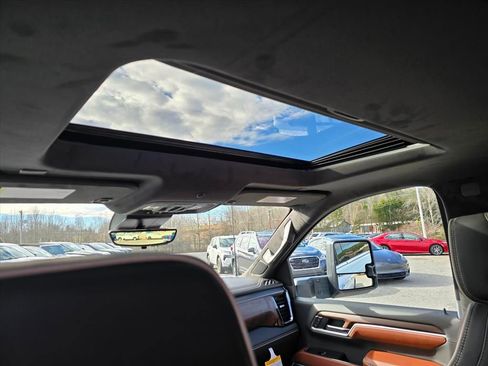 New 2026 GMC Sierra 2500 Denali Ultimate image 7