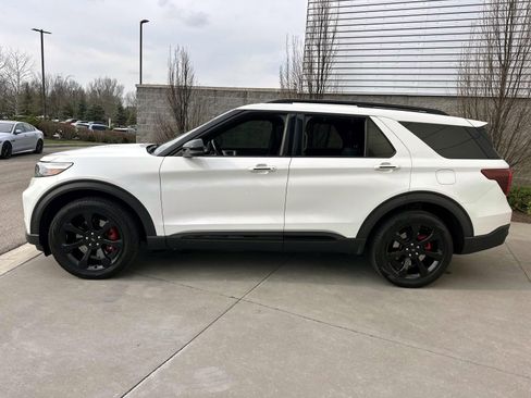 Used 2020 Ford Explorer ST w/ ST High-Performance Pack AWD/4WD image 8