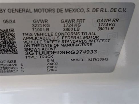 Certified 2024 GMC Sierra 1500 SLT image 27