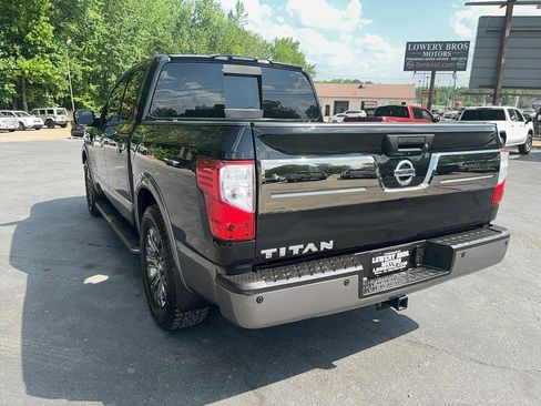 Used 2017 Nissan Titan Platinum Reserve RWD image 7