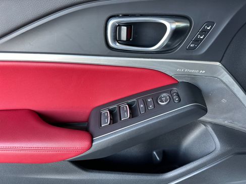 Used 2025 Acura Integra A-Spec FWD image 11