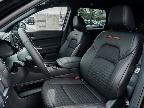 New 2025 Nissan Pathfinder Rock Creek image 19