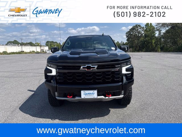 Used 2024 Chevrolet Silverado 1500 ZR2 w/ Technology Package AWD/4WD image 2