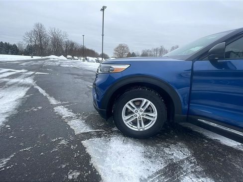 Used 2020 Ford Explorer XLT w/ Comfort Package image 26