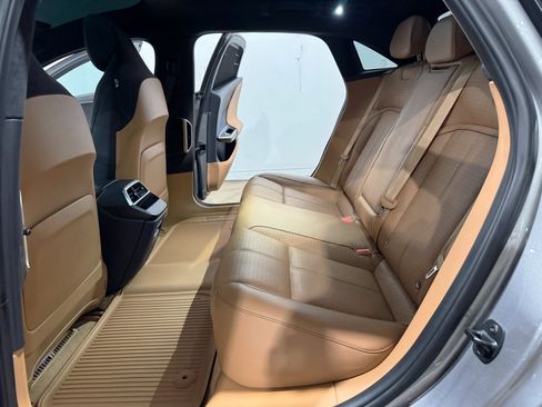 Used 2023 Lucid Air Grand Touring image 13