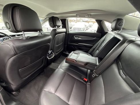 Used 2014 Cadillac XTS FWD image 34