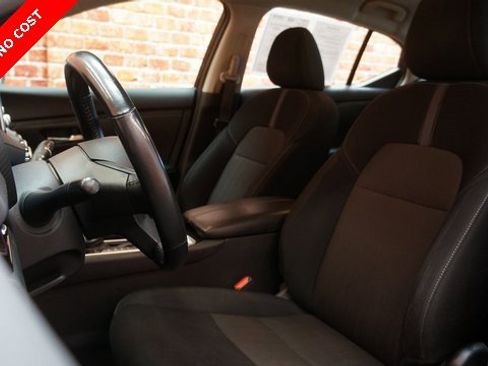 Used 2022 Nissan Sentra SV image 10