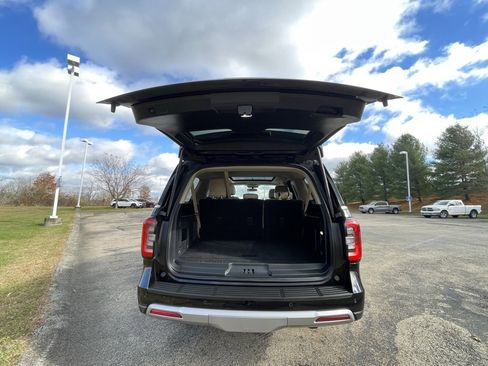 Used 2024 Ford Expedition Max Limited image 18