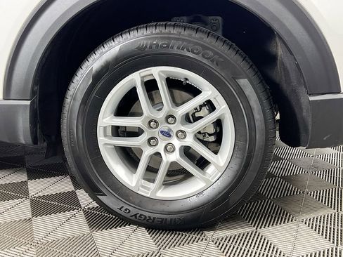 Used 2025 Ford Explorer Active image 35