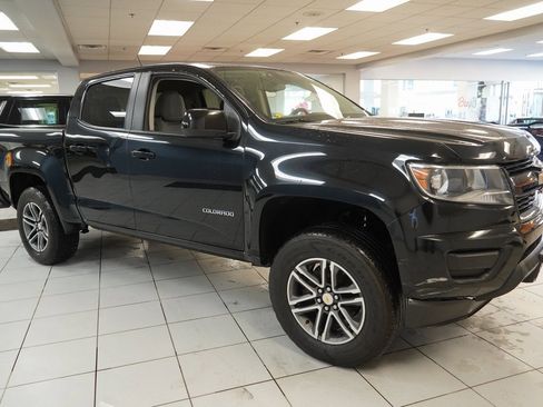 Used 2019 Chevrolet Colorado W/T w/ Custom Special Edition image 13