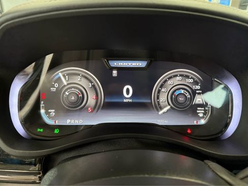 Used 2025 RAM 2500 Limited image 19