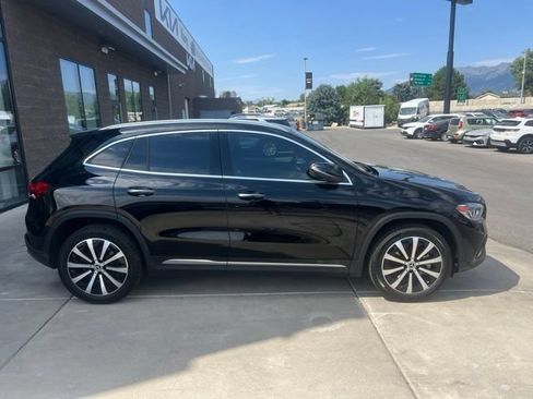 Used 2022 Mercedes-Benz GLA 250 4MATIC image 6