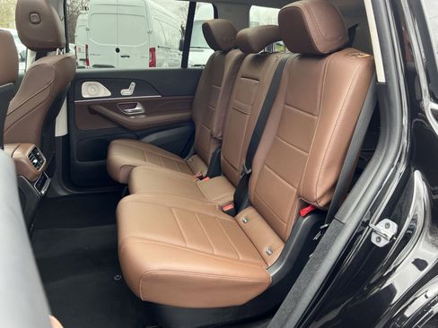 Used 2024 Mercedes-Benz GLS 450 GLS 450 image 23