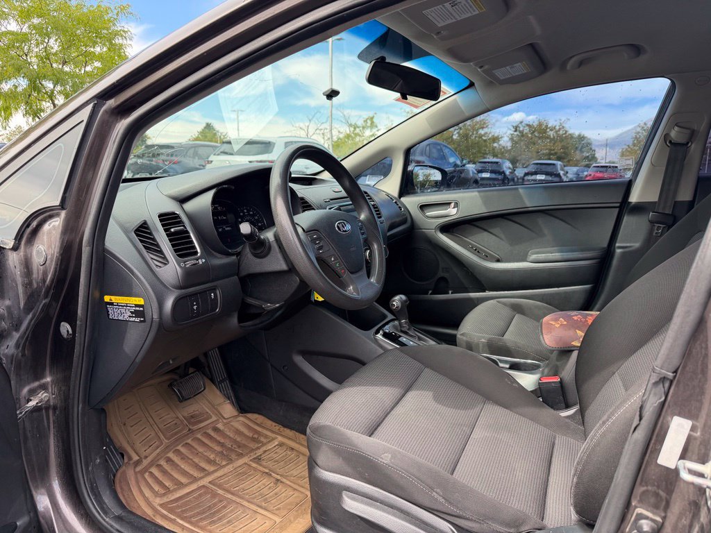 Used 2017 Kia Forte LX FWD image 16