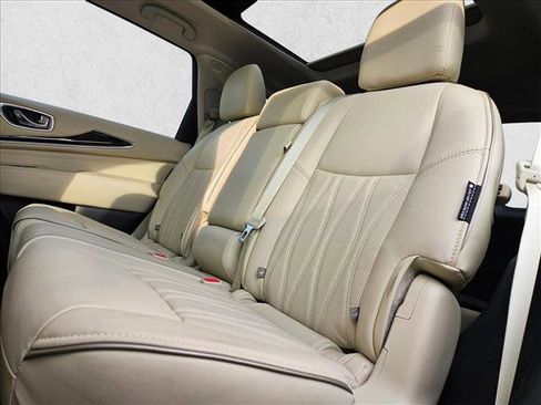 Used 2020 INFINITI QX60 Luxe w/ Sensory Package image 17