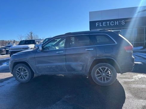Used 2017 Jeep Grand Cherokee Limited w/ Luxury Group II image 5