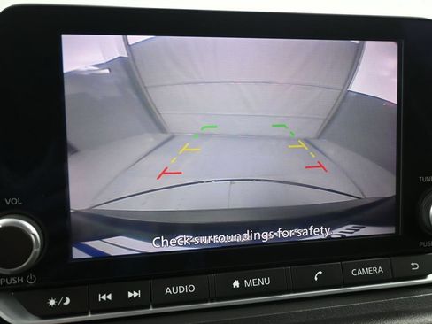 Used 2023 Nissan Rogue S AWD/4WD image 20
