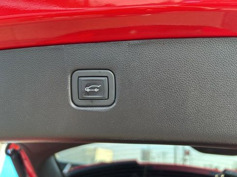 Used 2024 Chevrolet Blazer LT w/ Convenience Package image 9